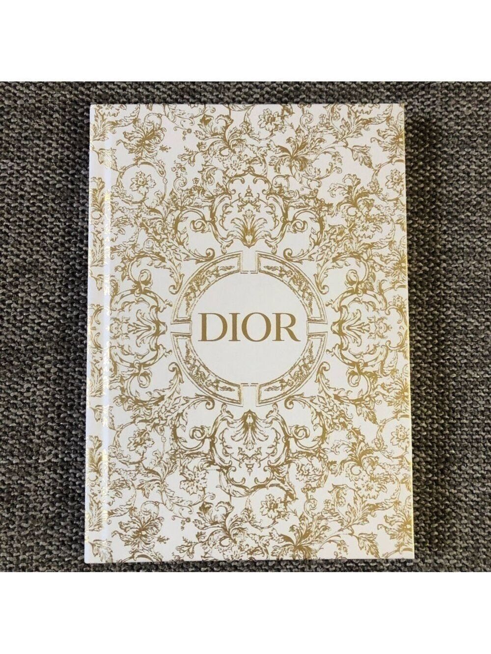 CHRISTIAN Dior Premium Notebook Christmas Holiday 2023 White Golden Authentic - Picture 5 of 16